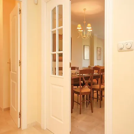 Bloq. 4, Port. 25 Apt * Марбелья